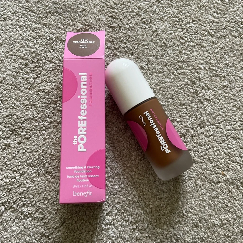 Benefit POREfessional Foundation Pore Minimizing, 36W Deep Warm